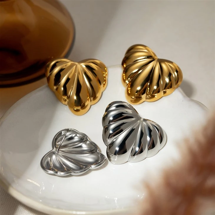 Puff Heart Earrings