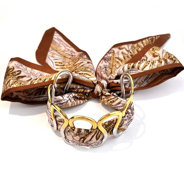Eșarfă Horsebit Cuff Bangle